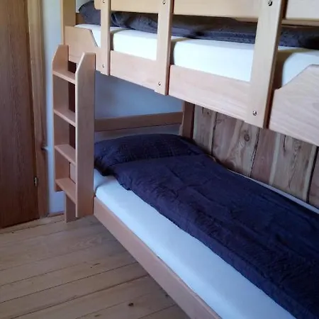 Schiefe Huette Am Attersee. Appartement *